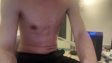 Snapshot of nycbubblebutt10012 chatting on 01/10/26, 10:47 nycbubblebutt10012 online show from 01/10/26, 10:47