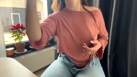 Nicol online show from 03/10/25, 07:53