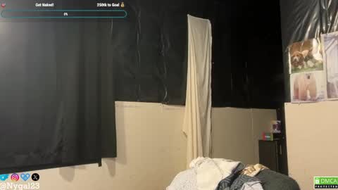 nygal23 online show from 04/21/26, 12:12