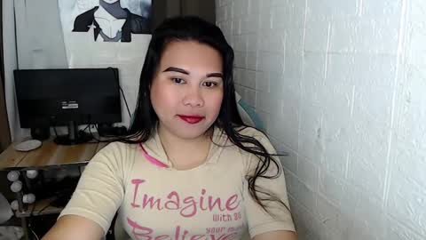 Snapshot of nylecummer chatting on 12/15/24, 07:10 nylecummer online show from 12/15/24, 07:10