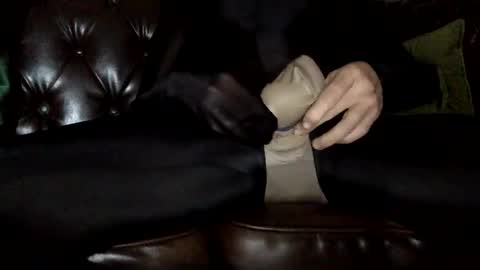 nylon2412 online show from 09/11/25, 07:52