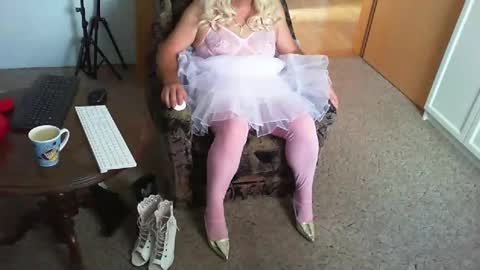 Strumpfhose online show from 10/11/25, 11:31