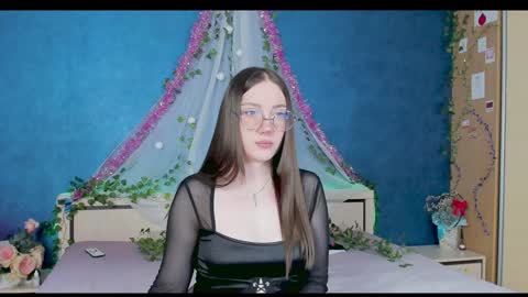 Snapshot of nymphalean chatting on 01/02/25, 05:50 Kat online show from 01/02/25, 05:50