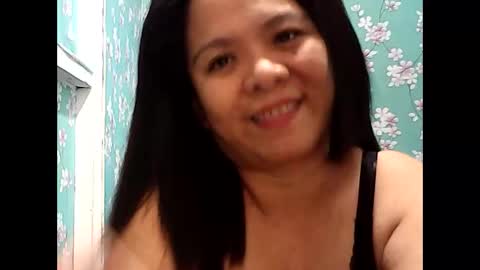 Snapshot of nymphoangel2022 chatting on 04/11/26, 07:13 I am your angel online show from 04/11/26, 07:13