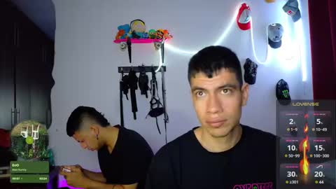 David and Steven Independents online show from 03/10/25, 03:01