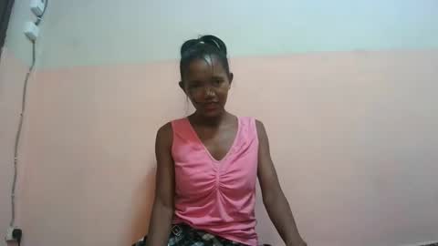 Snapshot of nympholinha chatting on 02/18/25, 12:06 nympholinha online show from 02/18/25, 12:06