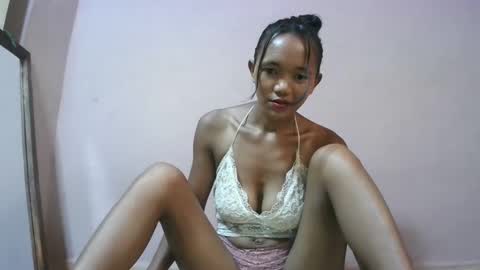 Snapshot of nympholinha chatting on 02/26/25, 11:52 nympholinha online show from 02/26/25, 11:52