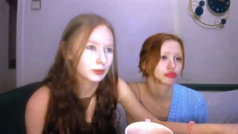 nyra_thira online show from 04/09/26, 09:53