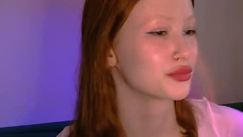 nyra_thira online show from 05/20/26, 10:32