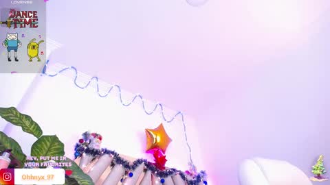 Snapshot of nyx_andria chatting on 12/29/24, 09:17 Alex   .    online show from 12/29/24, 09:17