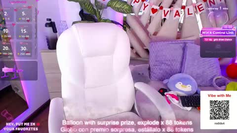 Snapshot of nyx_andria chatting on 02/20/25, 12:52 Alex   .    online show from 02/20/25, 12:52