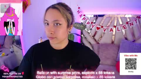 Snapshot of nyx_andria chatting on 02/21/25, 03:23 Alex   .    online show from 02/21/25, 03:23