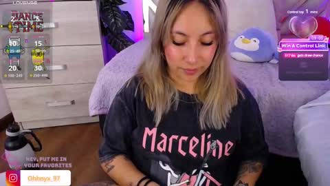 Snapshot of nyx_andria chatting on 03/09/25, 01:56 Alex   .    online show from 03/09/25, 01:56