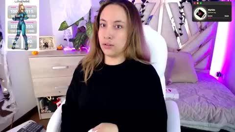 Snapshot of nyx_andria chatting on 10/18/25, 09:37 Alex   .    online show from 10/18/25, 09:37