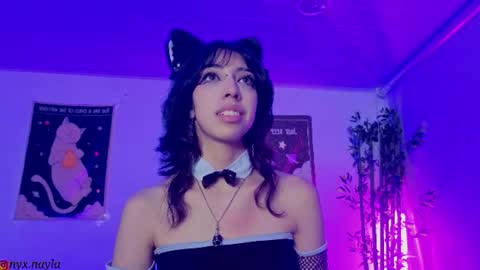 Snapshot of nyx_nayla chatting on 07/07/26, 07:23 online show from 07/07/26, 07:23