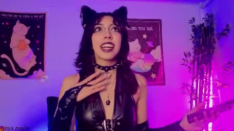 Snapshot of nyx_nayla chatting on 07/10/26, 04:39 online show from 07/10/26, 04:39