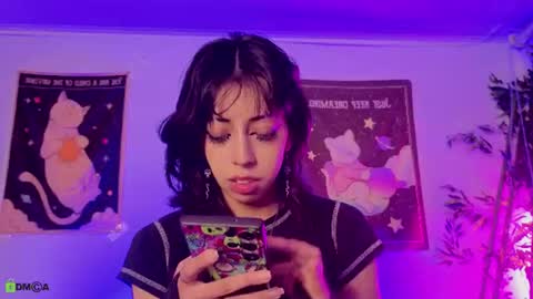 Snapshot of nyx_nayla chatting on 08/10/26, 01:53 online show from 08/10/26, 01:53
