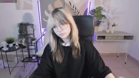 Snapshot of nyxcalderra chatting on 05/30/26, 04:53 Nyx online show from 05/30/26, 04:53