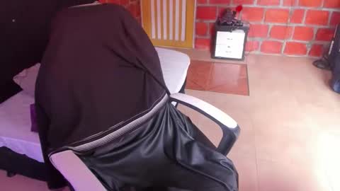 Scarlett online show from 03/04/26, 01:50