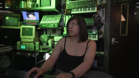 Snapshot of nyxraven chatting on 02/11/25, 11:22 NyxRaven online show from 02/11/25, 11:22