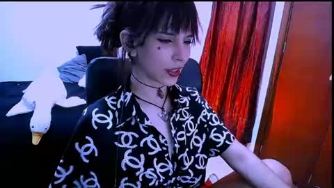 Nyxxei online show from 07/16/26, 11:44