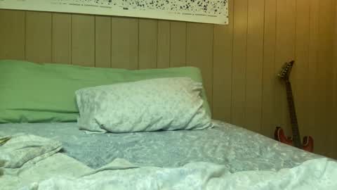 Snapshot of nyyanks232 chatting on 09/22/25, 05:42 harvestmoon online show from 09/22/25, 05:42