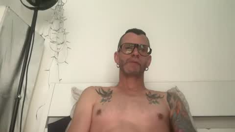Snapshot of o_johnny_deep_o chatting on 07/26/26, 09:05 Jonathan Deep online show from 07/26/26, 09:05