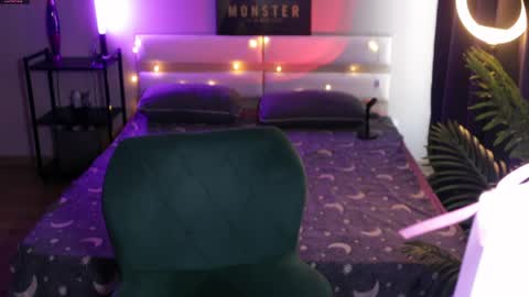 Moonlight online show from 04/27/26, 09:18