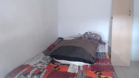 obsessedmimi online show from 10/18/25, 07:31