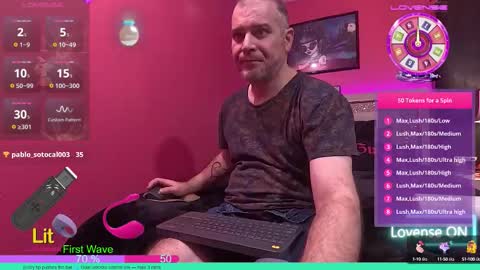 Snapshot of obsidian_stallion chatting on 09/08/25, 11:37 Obsidian stallion online show from 09/08/25, 11:37