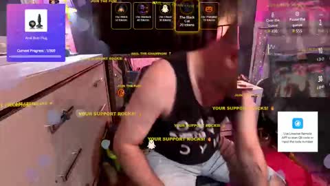 Snapshot of obsidian_stallion chatting on 10/19/25, 01:17 Obsidian stallion online show from 10/19/25, 01:17