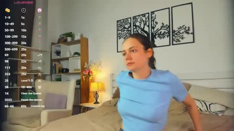 Elis online show from 04/19/26, 06:43