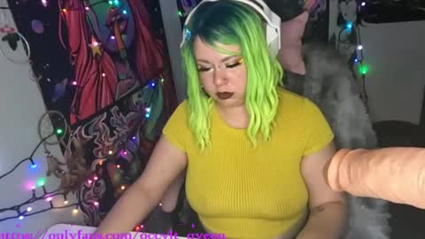 occvlt qveen online show from 02/14/25, 12:30