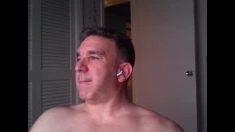 Ocean online show from 04/22/26, 02:47