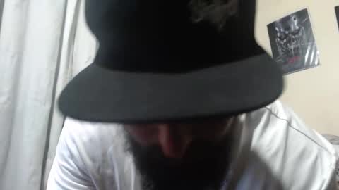 Snapshot of oconnersteve123 chatting on 11/03/25, 11:37 STEVE online show from 11/03/25, 11:37