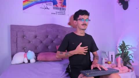 Cris online show from 02/20/26, 03:03