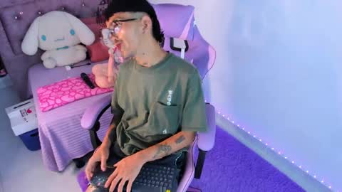 Cris online show from 04/26/26, 04:10