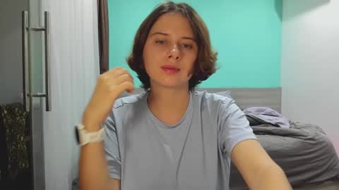 Snapshot of octopussy69x chatting on 12/17/24, 11:49 Evie online show from 12/17/24, 11:49