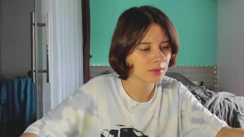 Snapshot of octopussy69x chatting on 12/22/24, 07:00 Evie online show from 12/22/24, 07:00