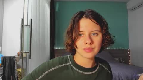 Snapshot of octopussy69x chatting on 12/27/24, 12:34 Evie online show from 12/27/24, 12:34