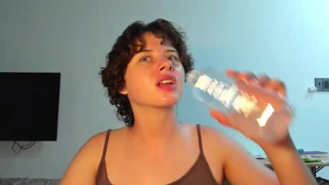 Evie online show from 04/12/26, 02:11