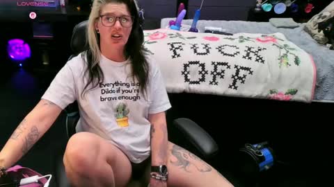 Oddy With A Body online show from 04/05/26, 06:21