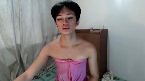 Snapshot of odelaxox1 chatting on 05/07/26, 10:59 Odela online show from 05/07/26, 10:59