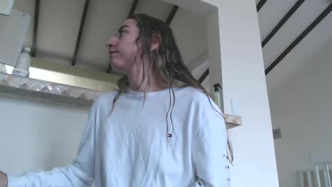 Snapshot of odette_brigh_ chatting on 03/05/25, 04:02 Val online show from 03/05/25, 04:02