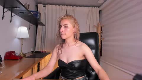 Snapshot of odette_bulgari chatting on 02/26/26, 10:36 Ana online show from 02/26/26, 10:36
