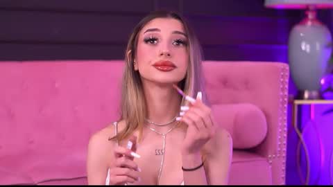 Odette online show from 04/21/26, 07:36