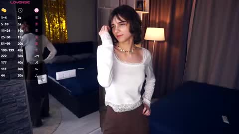 Snapshot of odettehatt chatting on 03/01/25, 10:42 Thea online show from 03/01/25, 10:42