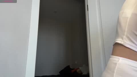 Thea online show from 03/12/26, 04:29