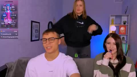 odri_sweet online show from 10/14/25, 03:29