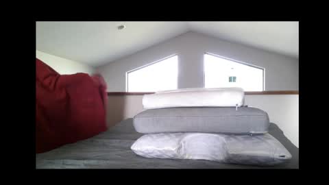 Snapshot of officialkiwi22 chatting on 03/27/26, 11:26 Official kiwi 22 online show from 03/27/26, 11:26